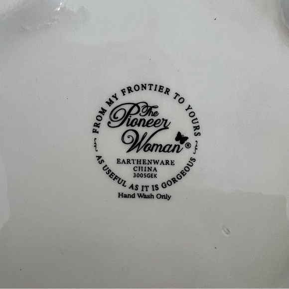 Pioneer Woman Utensil Crock Charlie Basset Hound - Picture 8 of 8